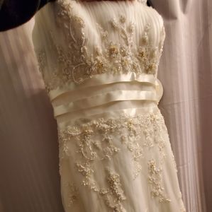 Oleg Cassini wedding dress